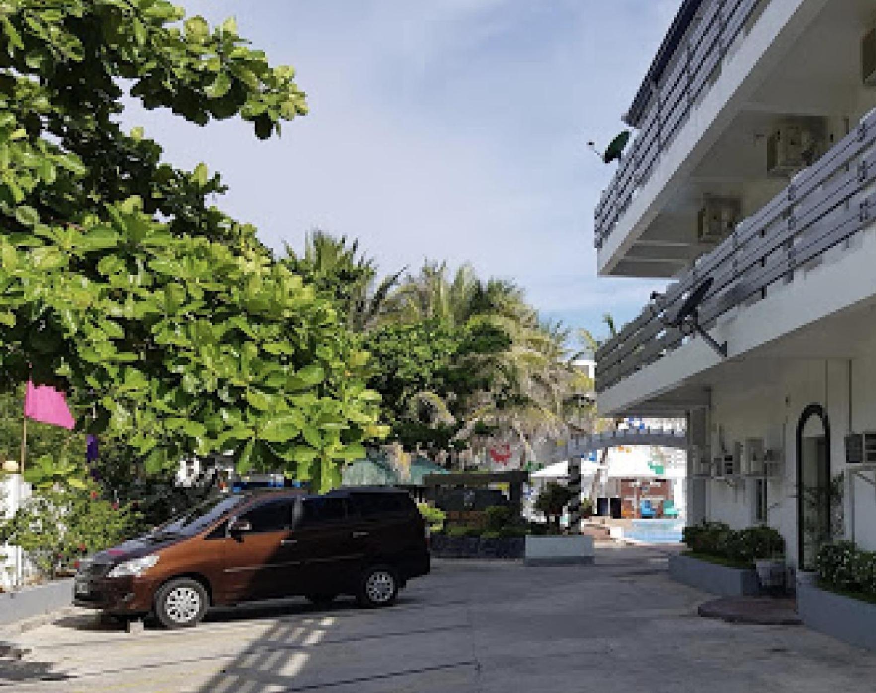Casa Almarenzo Bed & Breakfast Bolinao Extérieur photo