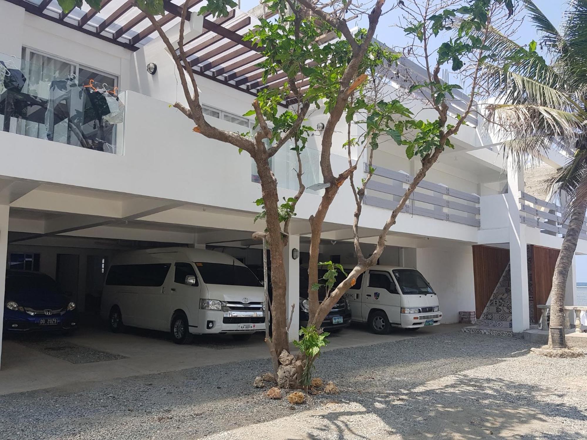 Casa Almarenzo Bed & Breakfast Bolinao Extérieur photo