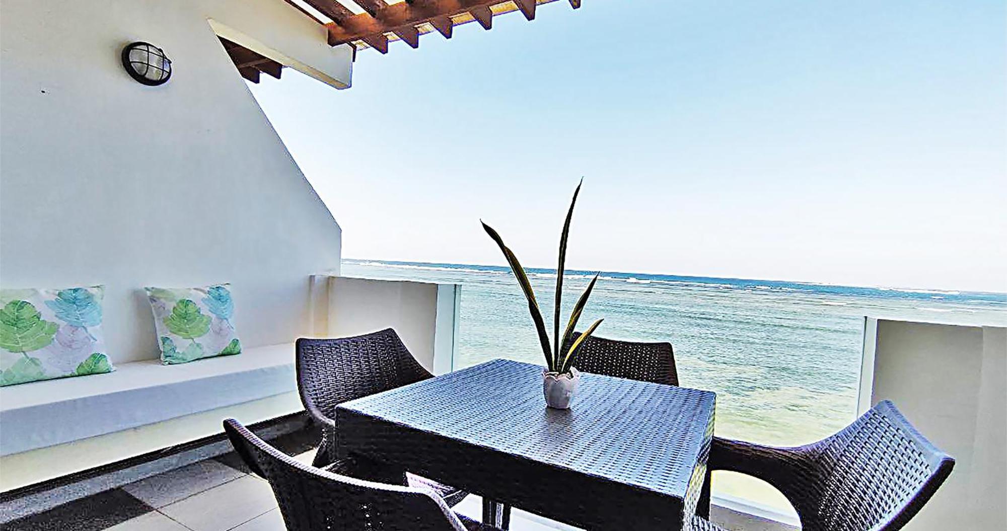 Casa Almarenzo Bed & Breakfast Bolinao Extérieur photo