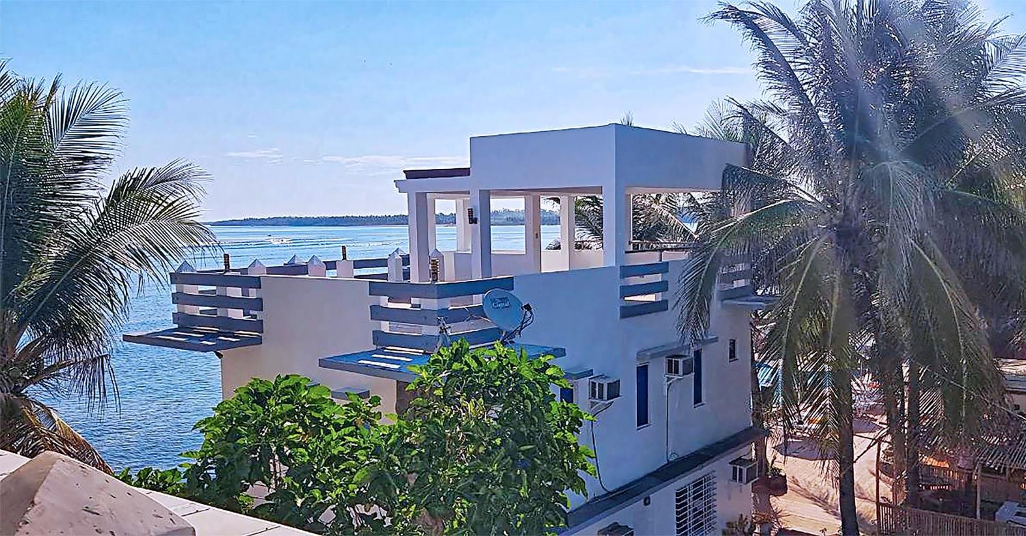 Casa Almarenzo Bed & Breakfast Bolinao Extérieur photo